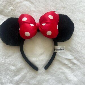Authentic Disneyland Sparkly Minnie Ears
